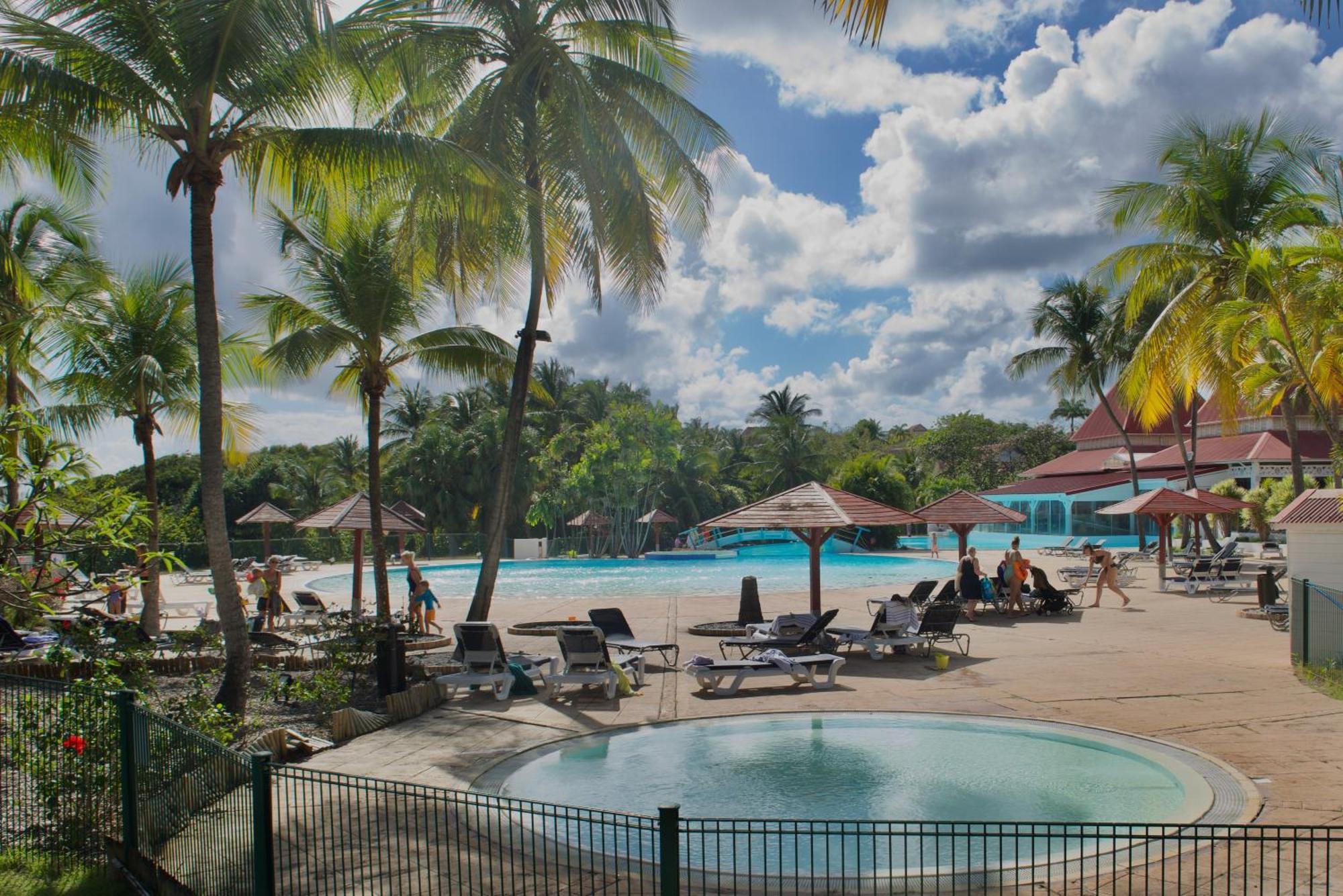 Studio Olia A P&V - Plages, Piscines Et Vue Mer! Sainte-Anne  Bagian luar foto