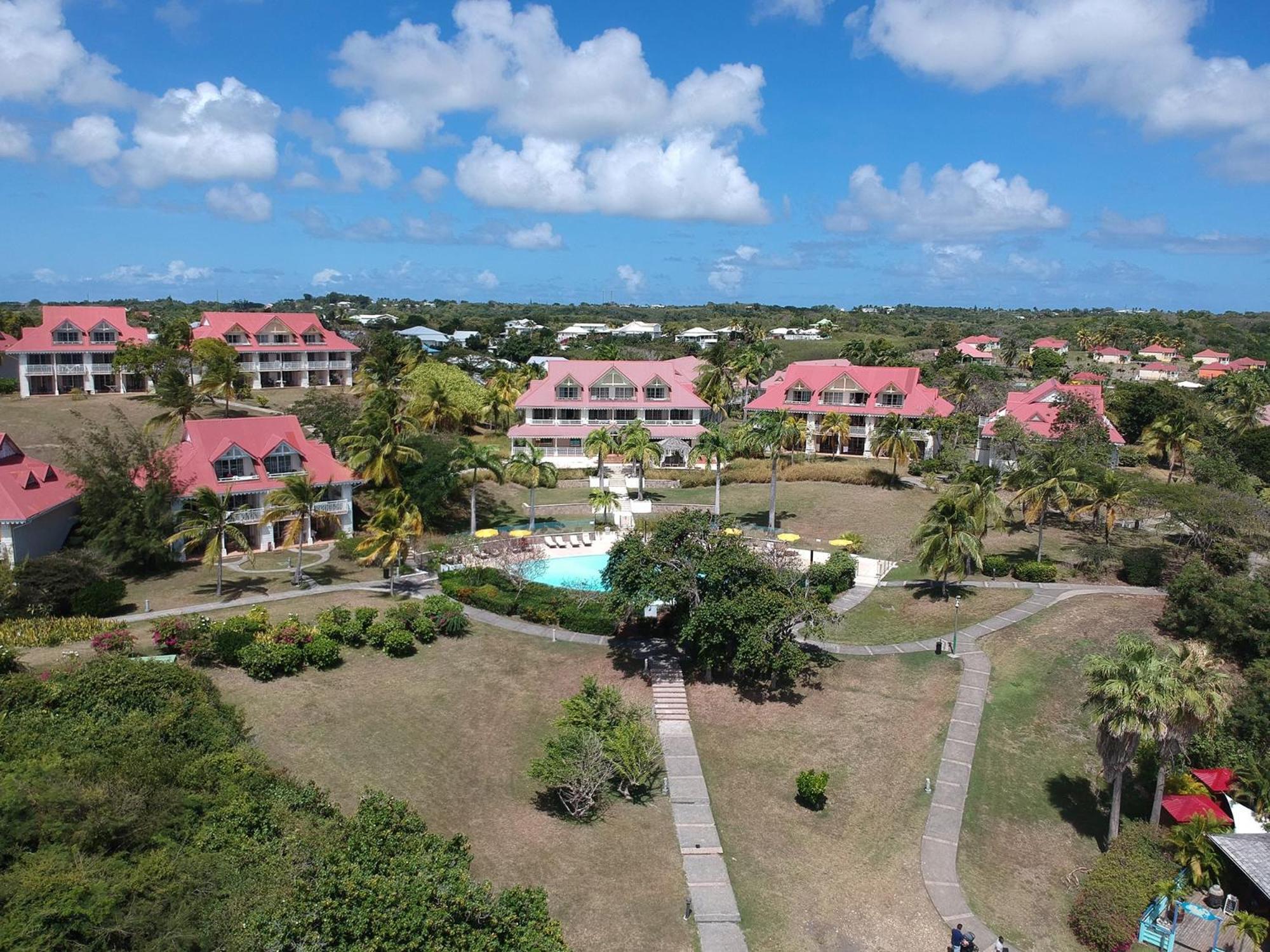 Studio Olia A P&V - Plages, Piscines Et Vue Mer! Sainte-Anne  Bagian luar foto
